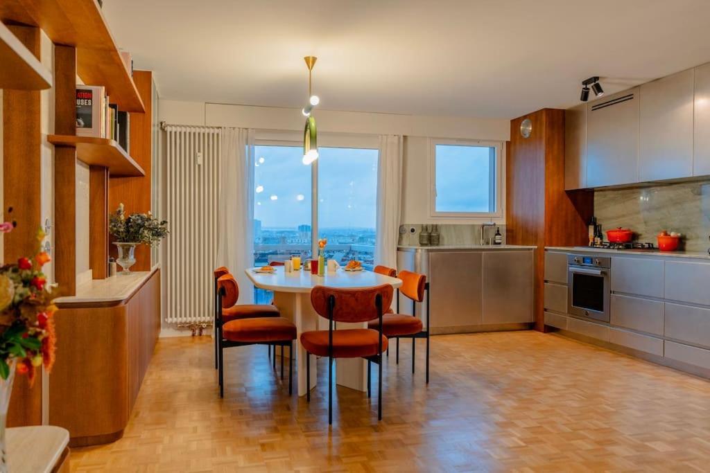 Montmartre Penthouse With Stunning Sacre-coeur View Appartement Parijs