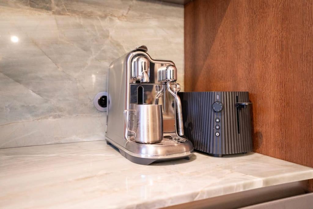 Montmartre Penthouse With Stunning Sacre-coeur View Appartement *
