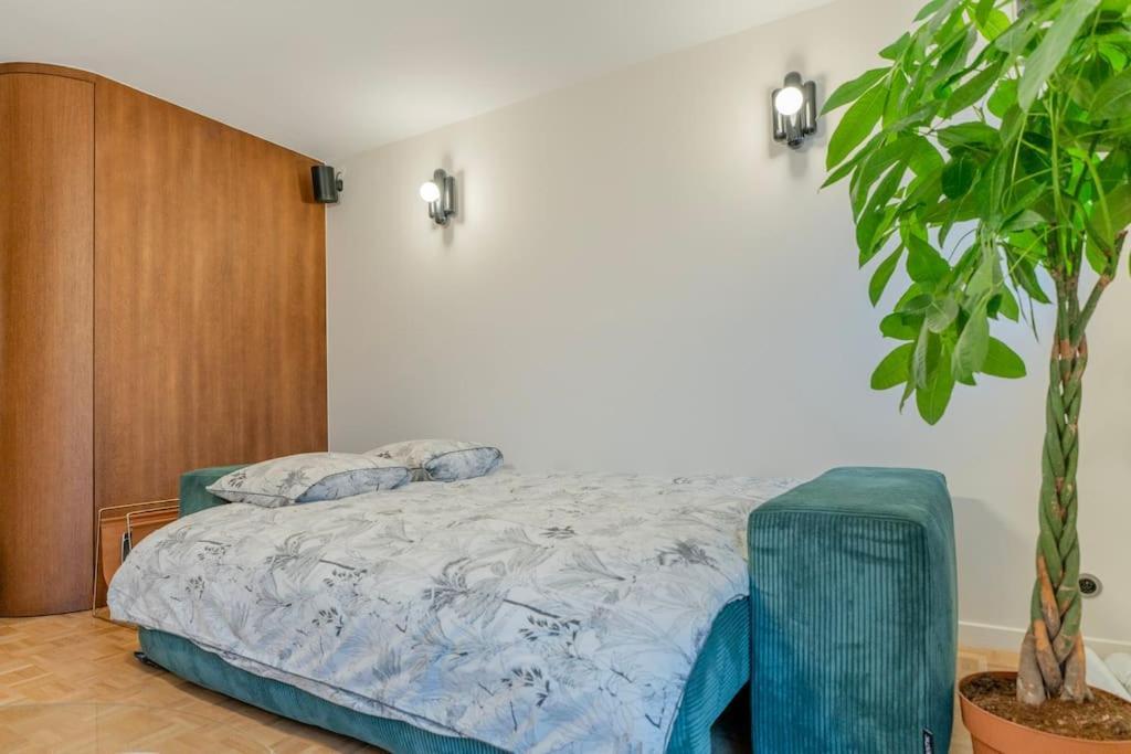 Montmartre Penthouse With Stunning Sacre-coeur View Parijs