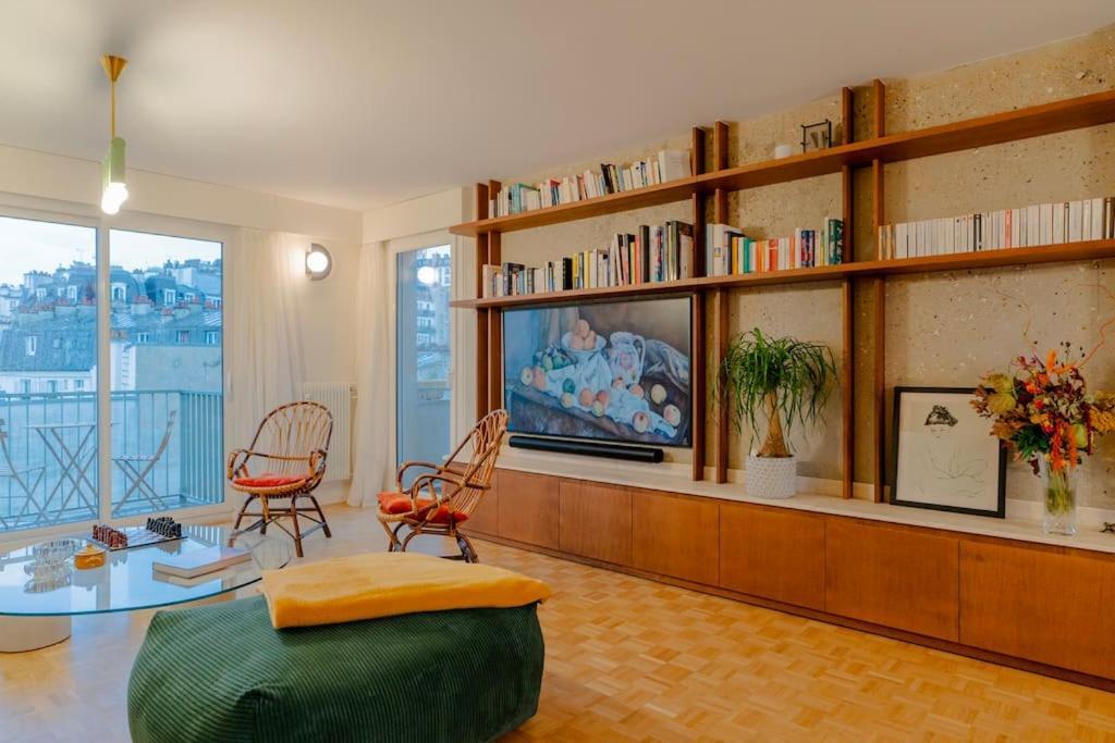 Montmartre Penthouse With Stunning Sacre-coeur View Appartement Parijs